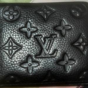 LV 銀包