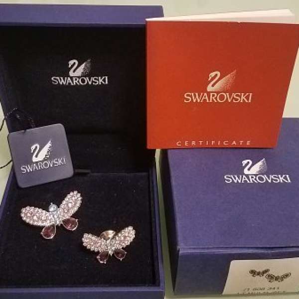Swarovski水晶蝴蝶襟針一對
