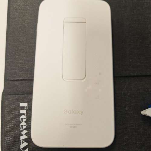 Samsung Galaxy 5G Mobile wifi 蛋 SCR01