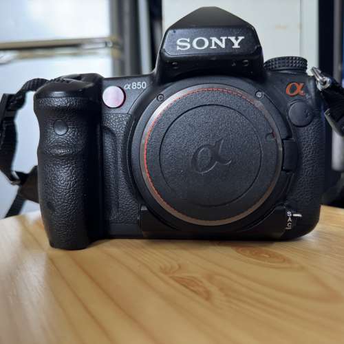 Sony A850