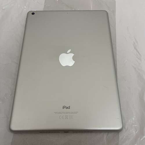 iPad 6 (銀色+32G)