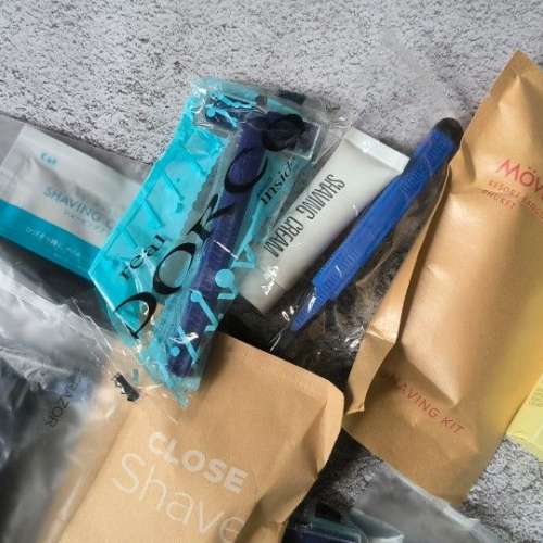 全新 旅行 剃鬚刨 剃鬚膏 套裝 $5 五包