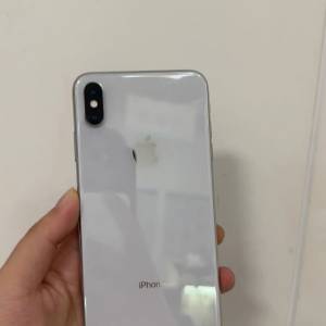 iPhone XS Max 512G，健康度100%，使用流暢。