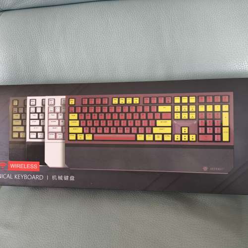 辦公套裝 (全新 hyeku X5 keyboard, Jabra Evolve 30 II Headset, Logitech M650 M...