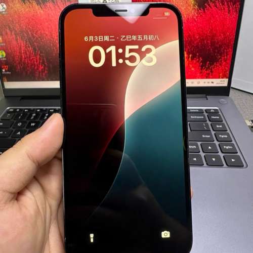 iPhone 12 Pro Max 512G，電池壽命99 ％，電池極好，5G 雙咭雙待，配送：手機殼、鋼...