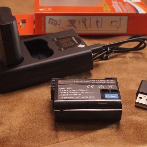 香港行貨( 2x EN-EL15C電池 連 1x EN-EL15 USB雙位充電器 )優惠套裝合Nikon Z8,Z7,...