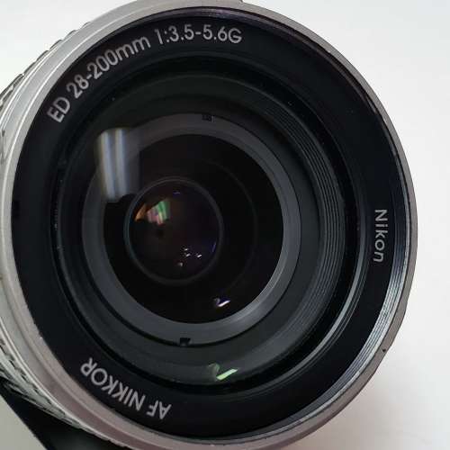 少有銀色 Nikon AF Zoom-Nikkor 28-200mm f/3.5-5.6G IF-ED