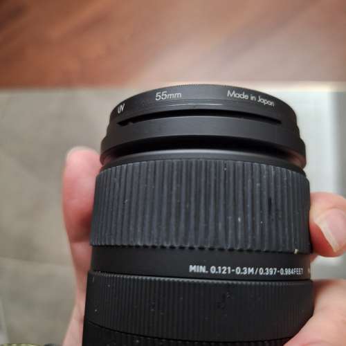 Sigma 18-50mm F2.8 DC