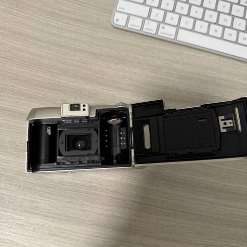 Nikon 菲林 傻瓜相機 有閃光燈 9新 zoom110s