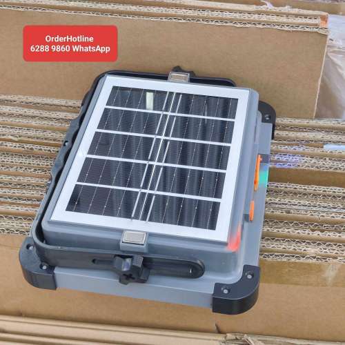 太陽能 LED 大光燈 可以USB充電. 100w. High Power Solar Flood light. Rechargeab...