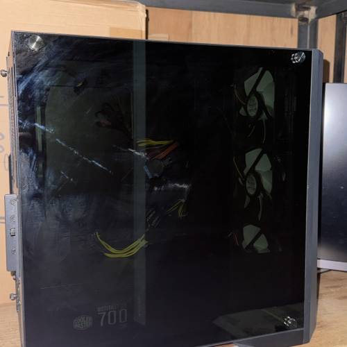CoolerMaster 700w 火牛 連 Antec mATX 玻璃側透機箱