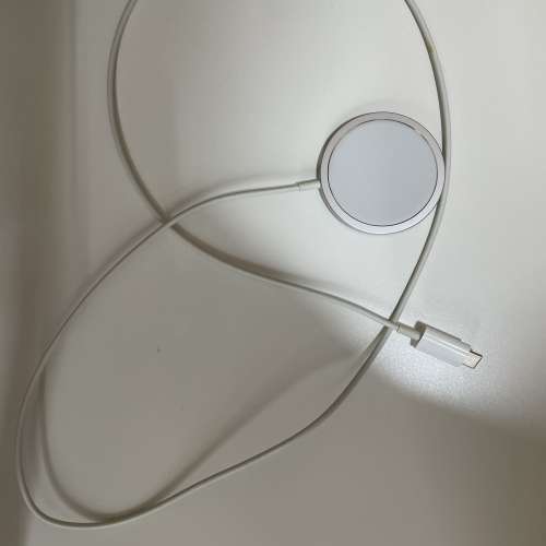 Apple MagSafe Charger 無線充電器 100% Apple Original