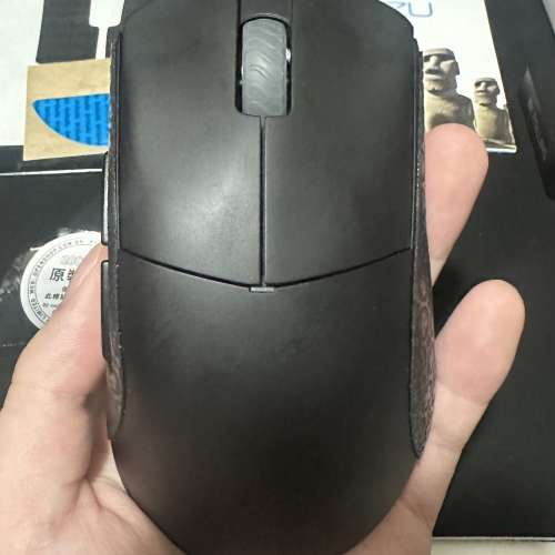 Lamzu Paro 8K 無線遊戲滑鼠(黑色)