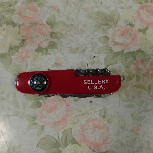 SELLERY  U.S.A 瑞士刀,登出,露營,旅行,修甲,DIY,開罐器，較剪,牙籤,刮鱗刀,指南針,...