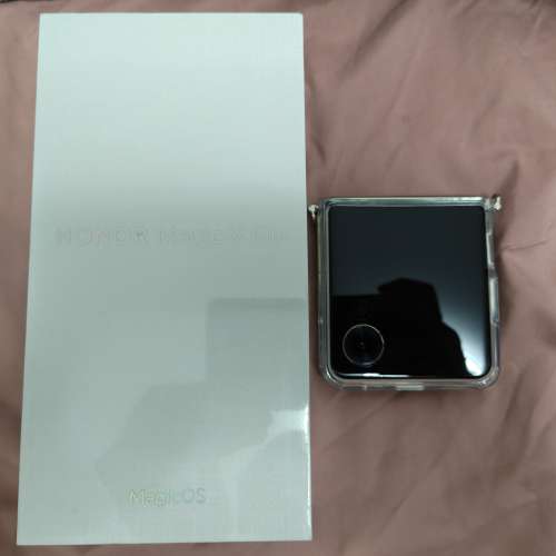 99%新HONOR/榮耀Magic V Flip12+1TB白色 有保養
