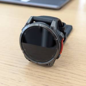 Garmin Fenix 8 47mm 岩灰鋼 [近全新]