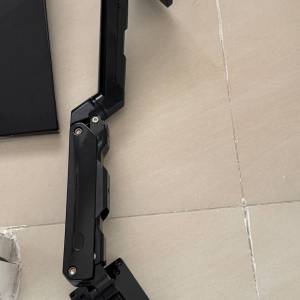 38GN950 G-sync 連支架monitor arm