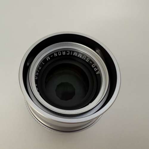 Leica APO-Summicron-M 50mm f/2 ASPH Lens (Silver Anodized) 11142 (99% New)