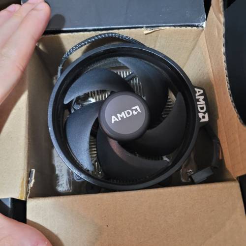 AMD RYZEN 5 2600 + B450M AORUS ELITE + CORSAIR VENGEANCE RGB PRO  8gb*2 2666