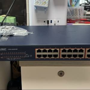 Planet 24 port poe gigabi switch
