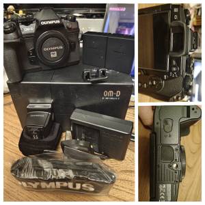 Olympus OM-D E-M1 Mark II Mk 2, HLD-9