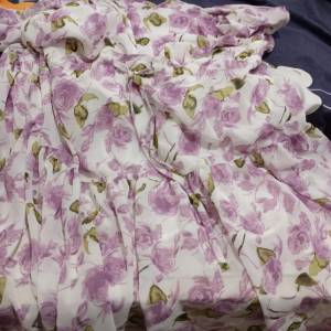紫色花卉圖案碎花裙