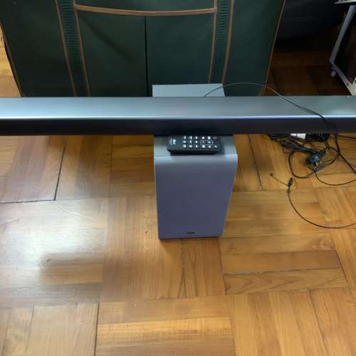 LG SJ4 sound bar and Woofer SPJ4-W 95% New