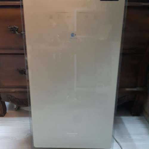 Panasonic 樂聲智能空氣清新機