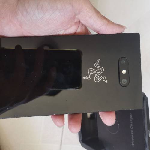 razer phone 2 8+64 可換LG v60