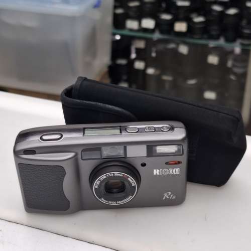 RICOH R1S 95% NEW