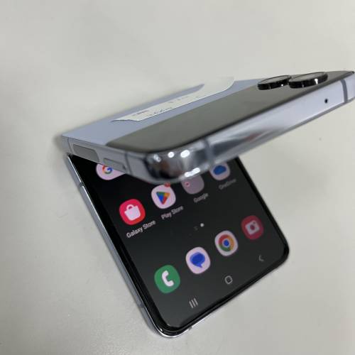 Samsung Flip 4 （F721U) 256gb 有中文