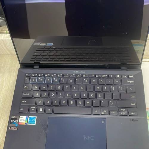 Asus Expertbook B9 (2024)