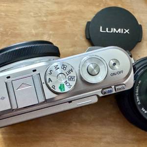OLYMPUS PEN