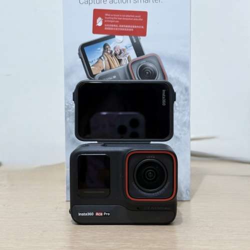 Insta 360 ace pro