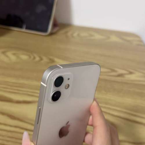 Iphone13  512G ，95新，雷電效率91 % ，5G 雙咭雙待