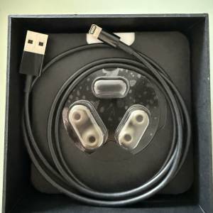 Powerbeats Pro Handsfree 連盒（有意請WhatsApp 9817 3193）