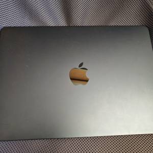 98%新 Apple Macbook Air M3 13吋 16+256GB 黑色 港行 保用至2026年3月