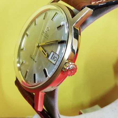 Vintage Omega (亞米茄) 18k Solid gold 皮帶腕錶.