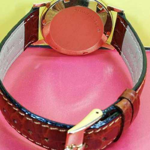 Vintage Omega (亞米茄) 18k Solid gold 皮帶腕錶.