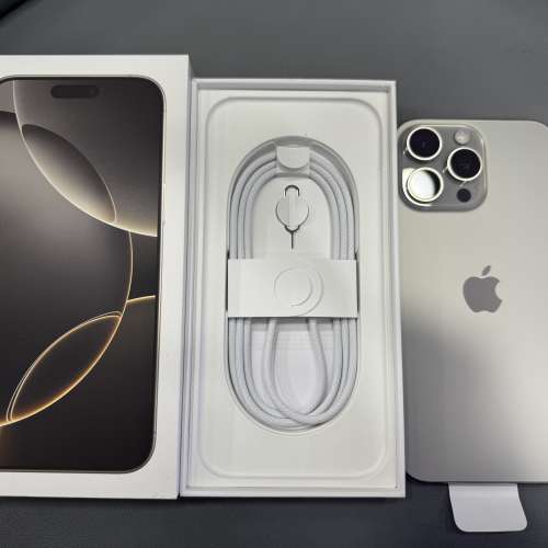全新未用過 iPhone 16 Pro Max 256GB 原色 香港行貨 蘋果一年保養 電池100% 自用首...