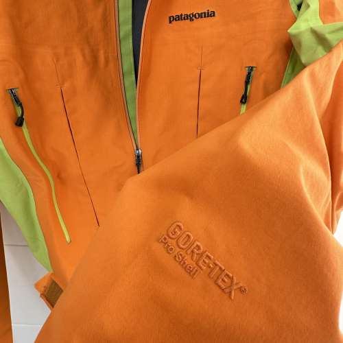 Patagonia Super Alpine Jacket CORE-TEX size M 85% new