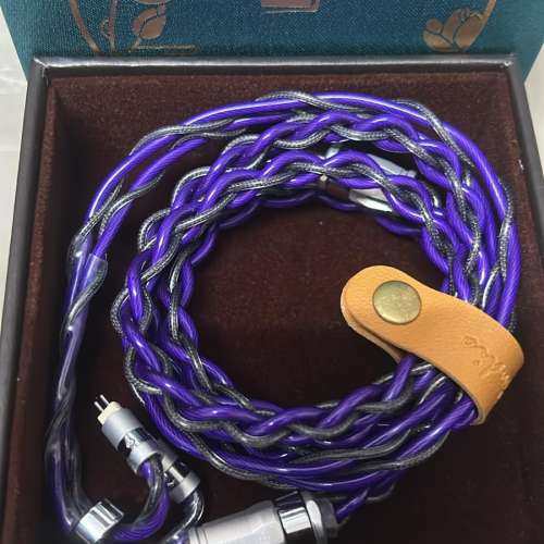 [限量1條](耳機線:蒲美蓬·阿杜德ภูมิพลอดุลยเดช)泰國音樂人調制線材...