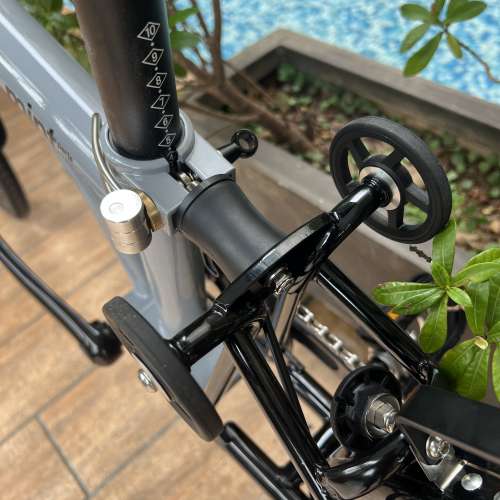 MINT T9D-20D 9速 碟剎 20吋折叠車 送前後蛙燈叮叮