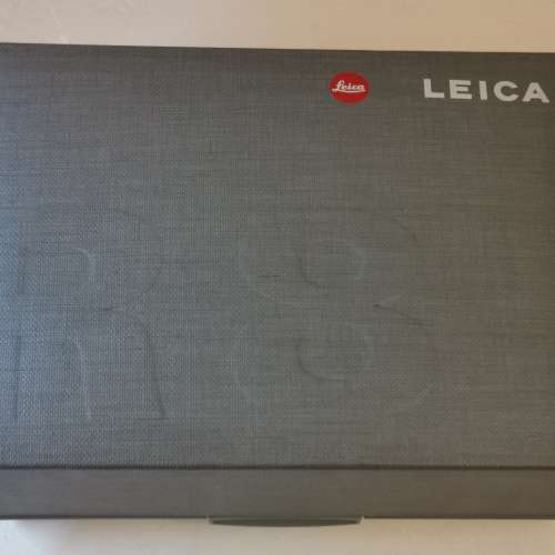 Leica R8 with motor drive and charger