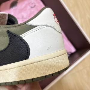 ts aj1 Medium Olive
