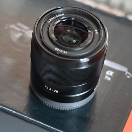 Sony FE 28mm F2 95% NEW
