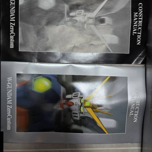 產品名稱：: 萬代PG 1/60 飛翼高達零式特裝型EW。