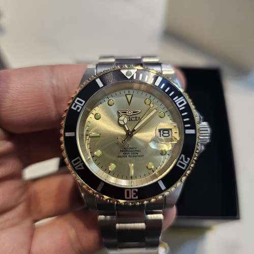 Invicta 42mm 香檳金面 NH35A自動機械錶