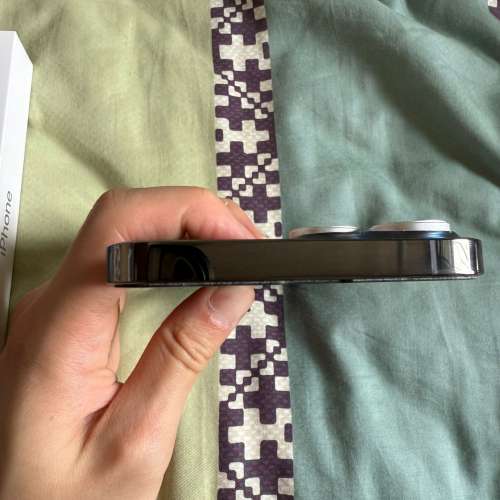 二手黑色iphone 13 pro max 128GB 連盒