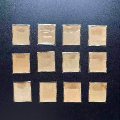 民國郵票＂滇普4 ＂北平版烈士像加蓋＂限滇省貼用＂12全新票，全品相VF級。